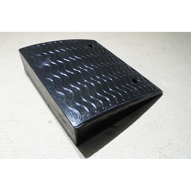 480X420X110mm Kerb Ramp